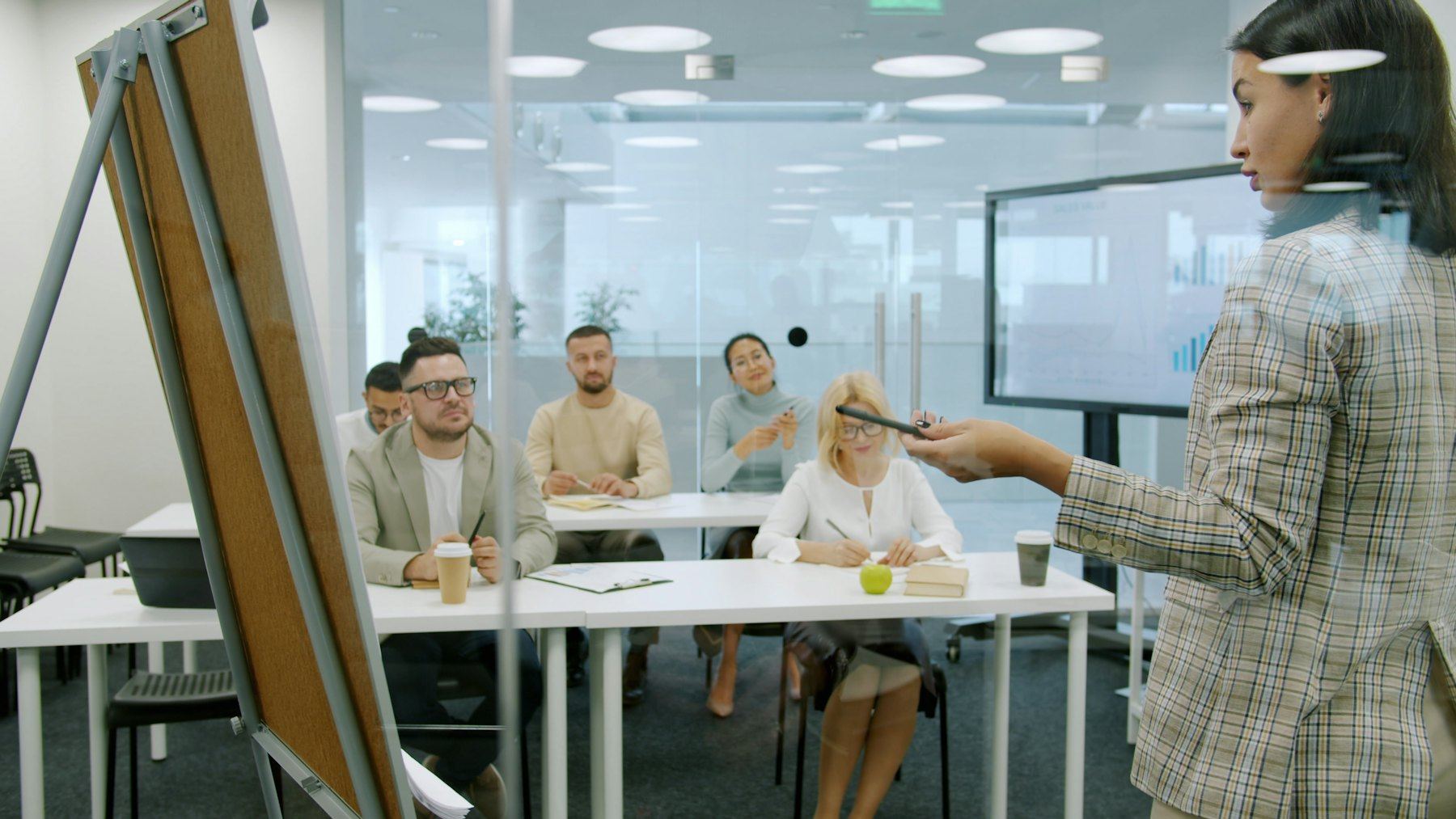Presentation for a multilingual workplace